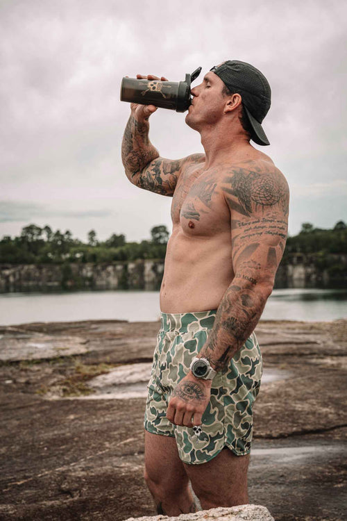 26 oz Shaker Bottle with Fixed Mixer - My Love for Fitness